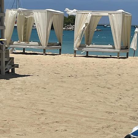 Towers By The Beach Ocho Rios Bagian luar foto